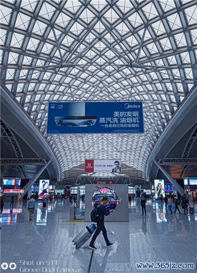简单了解深圳低端商务模特招聘